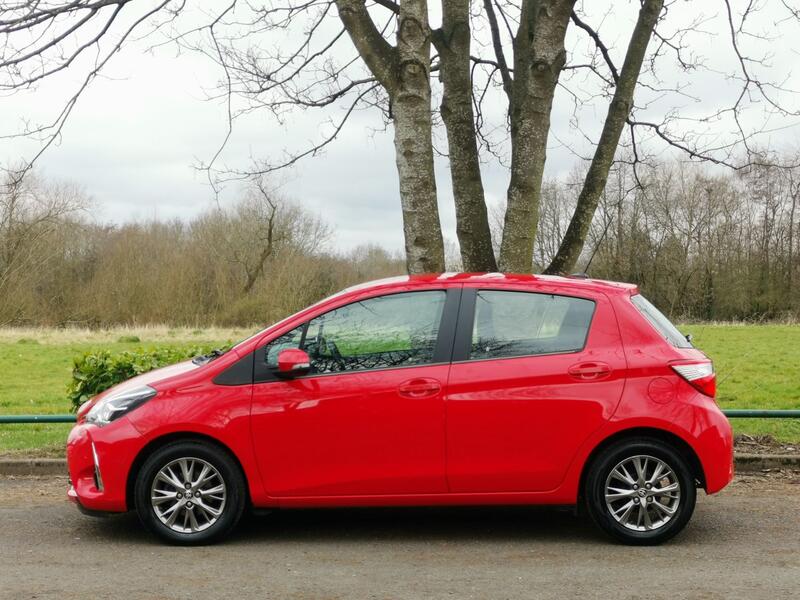 TOYOTA YARIS