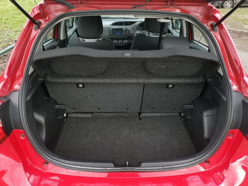 TOYOTA YARIS