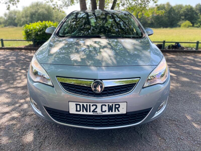 View VAUXHALL ASTRA 1.6 16v SE