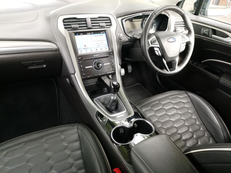 FORD MONDEO