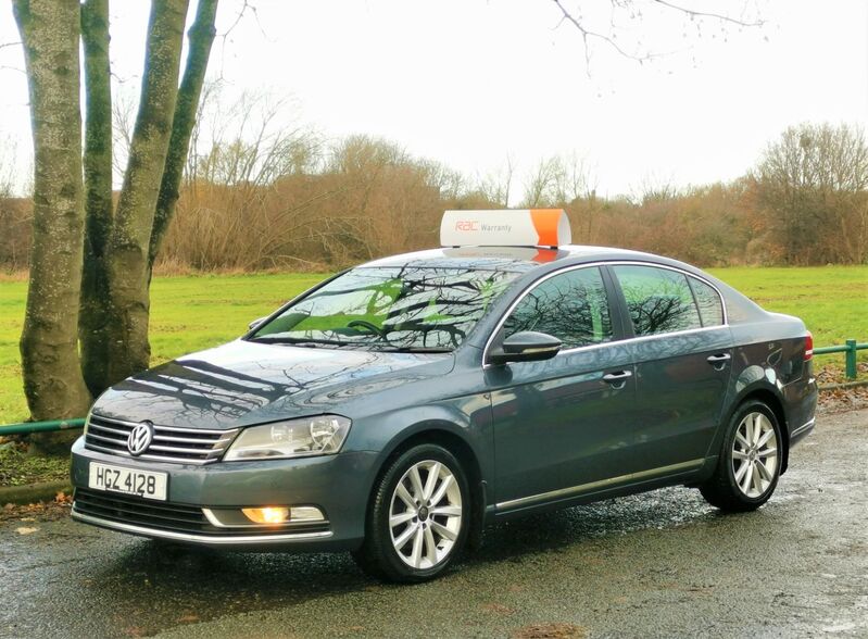 VOLKSWAGEN PASSAT