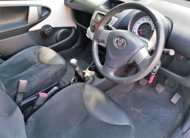 TOYOTA AYGO