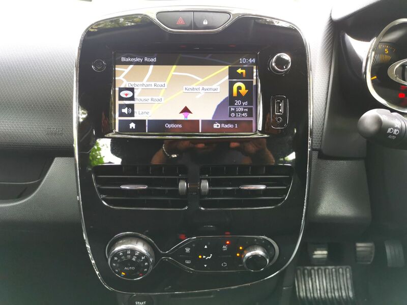 RENAULT CLIO